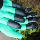8 Claws Digging Gloves